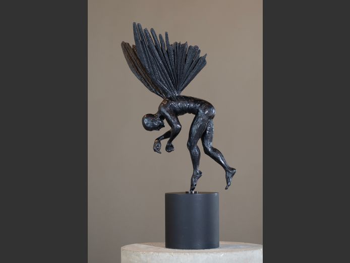 CROUCHING ANGEL - SMALL