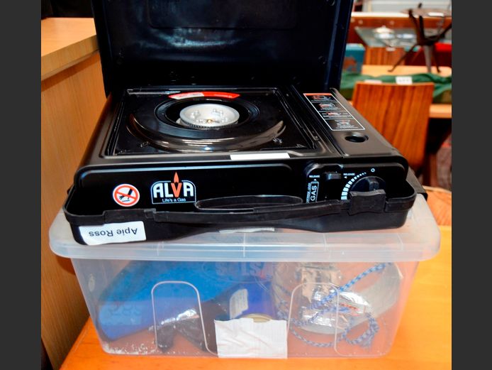 ALVA SINGLE BURNER GAS CAMPING STOVE IN CASE, BUTANE GAS, etc