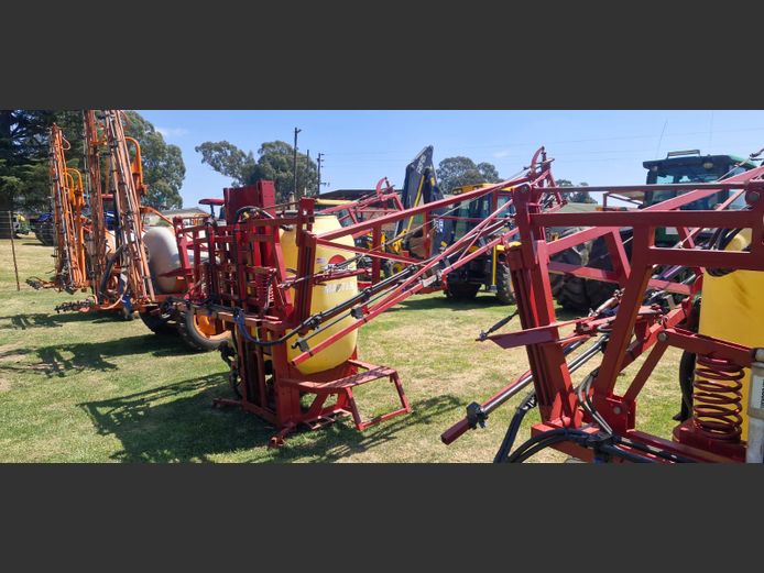 Hardi 1 000 L-spuit, 16 m boom