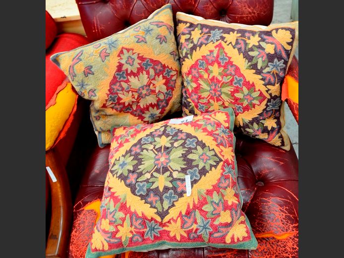SET OF 3 SCATTER CUSHIONS