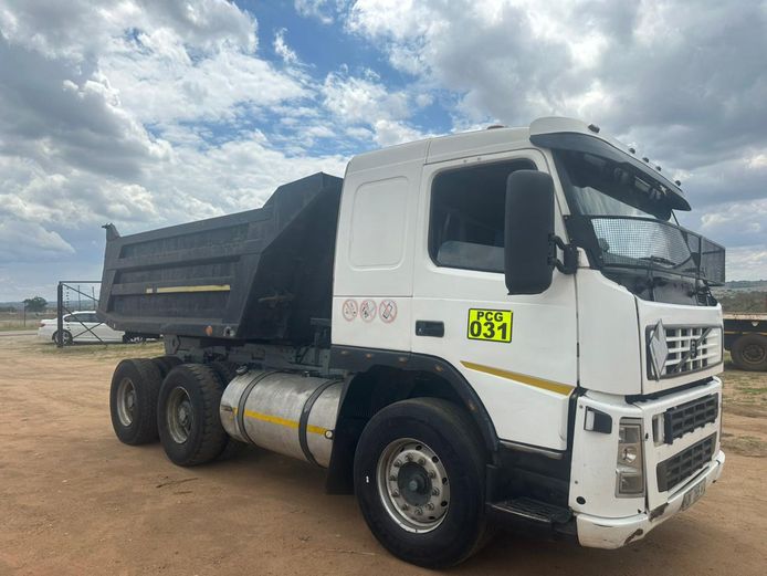 2012 volvo FH 380 (10C) tipper
