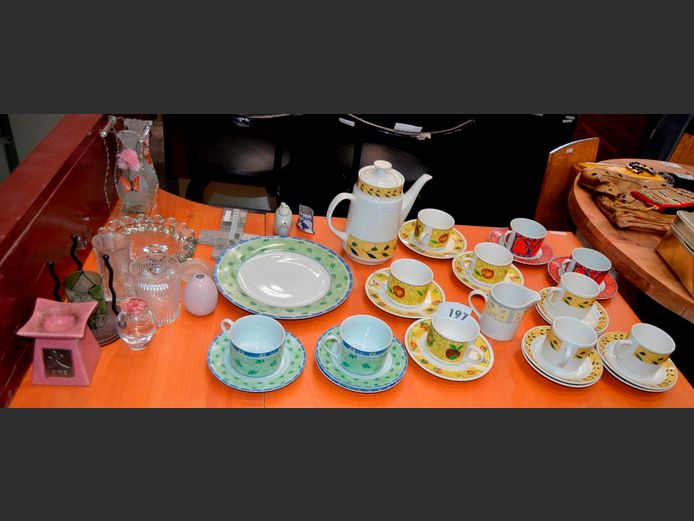 COLOURFUL TEA CUP & SAUCER SETS, VASES, PERFUME BOTTLES, etc