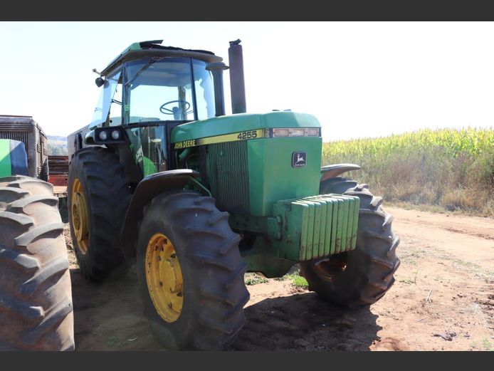 JOHN DEERE 4255