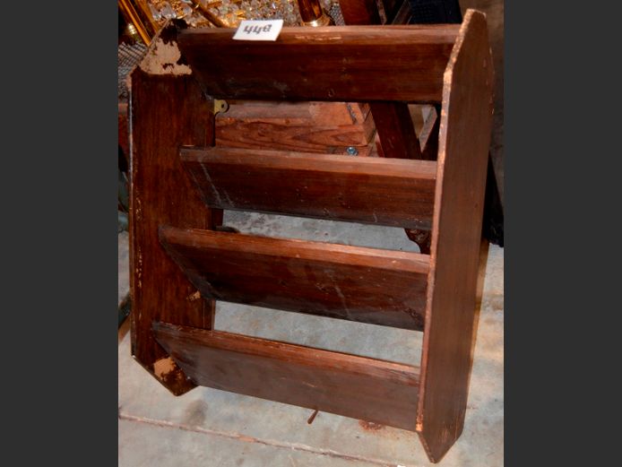 TAPERED 4-TIER WALL MOUNT SHELF, 48 x 20 x 61cm