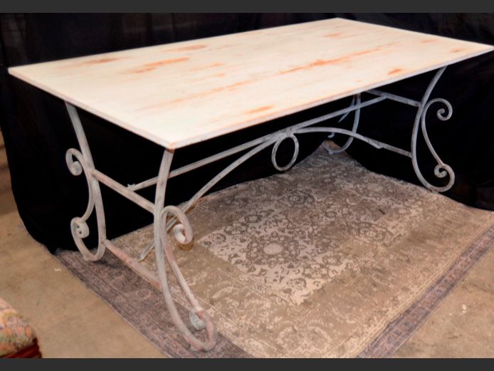 TUBULAR BENT STEEL & WHITE PAINTED WOODEN TOP 6-SEATER TABLE, 180 x 91 x 76cm