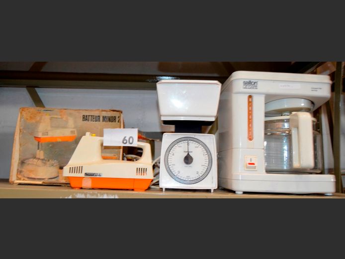 SALTON LE CAFE COFFEE MAKER, HANSON KITCHEN SCALE & A MOULINEX HAND MIXER [Switch on]