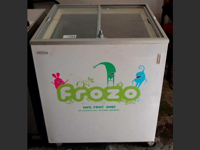 TEFCOLD MINI ISLAND FREEZER, 72 x 63 x 89cm [Getting cold]