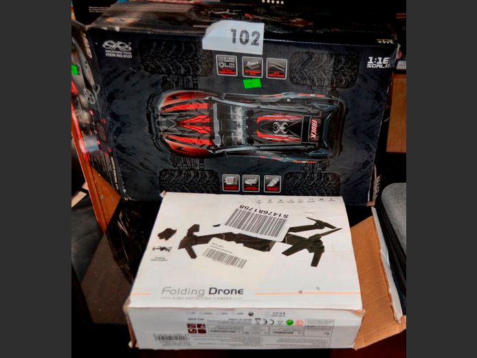 FOLDING DRONE & A RADIO CONTROLLED CAR [Untested]