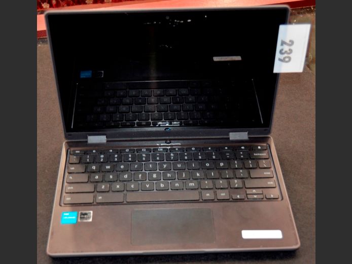 ASUS CHROMEBOOK 11" [Screen cracked, untested] [#: 398199061]