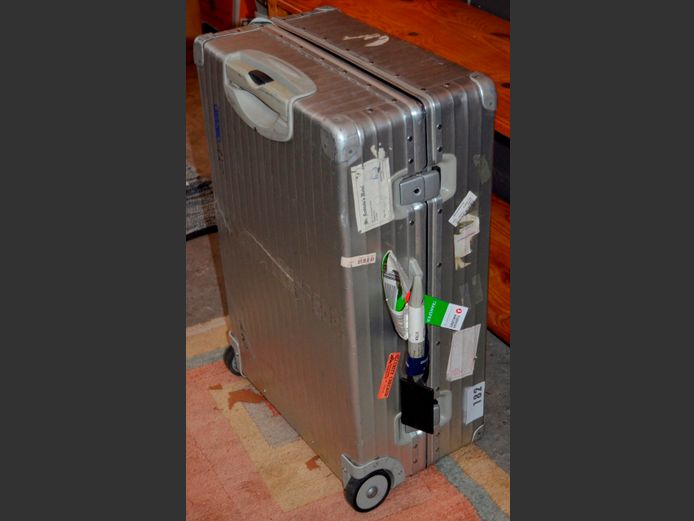 RIMOWA ALUMINIUM SUITCASE, 42 x 25 x 65cm