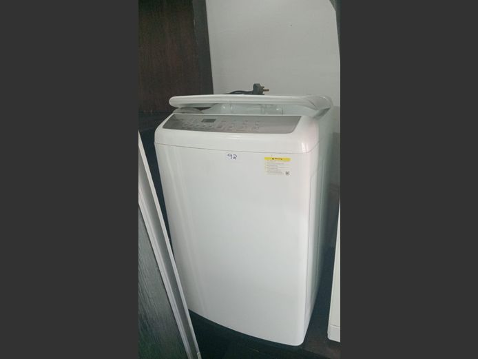 Wobble washing machine