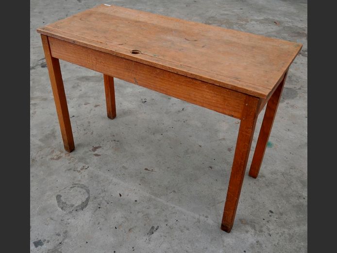 VINTAGE OAK SCHOOL DESK, 112 x 50 x 76cm