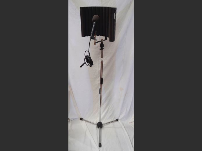 S.E. STUDIO MIC ON STAND [Untested]