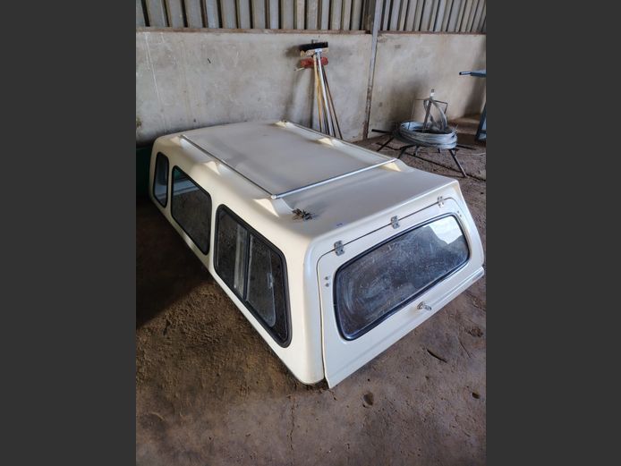 Bakkie Canopy (Toyota)