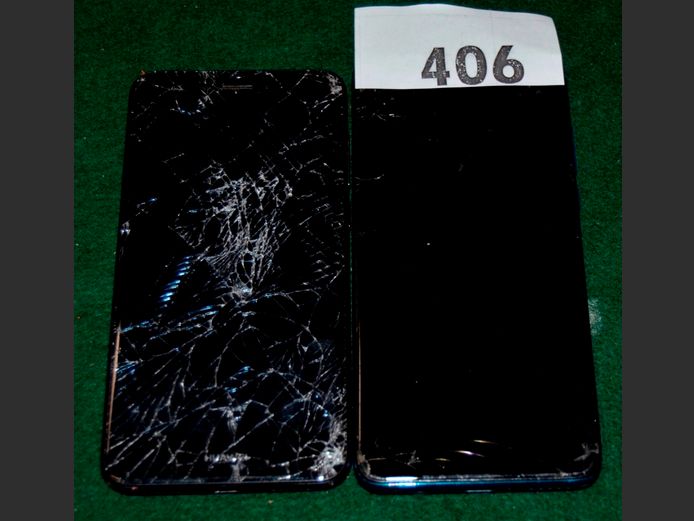 LOT: HUAWEI SMART PHONE & ANOTHER [Damaged]