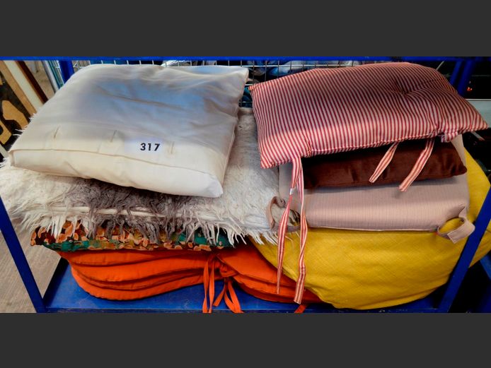 ASSORTED PATIO CHAIR CUSHIONS, SCATTER CUSHIONS & A YELLOW POUFFE
