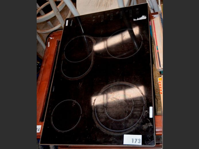 MIELE 4-PLATE GLASS TOP HOB, 76 x 50cm [Untested, no power cable]