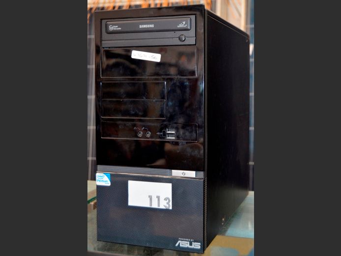 ASUS INTEL PENTIUM COMPUTER BOX [Switches on, untested further]