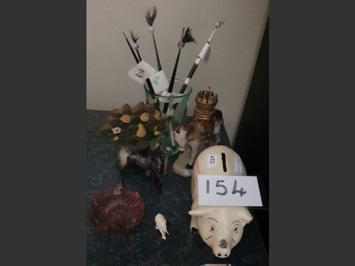 LOT: CERAMIC PIGGY BANK, CAST IRON DOOR STOP, etc