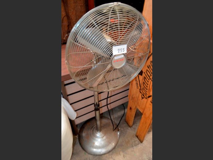 SINGER CHROME PEDESTAL FAN [Working, some rust]