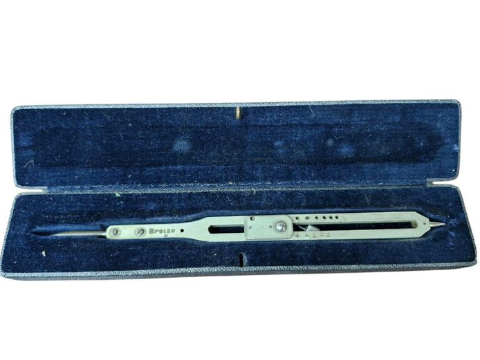 VintageDraftsmen Proportional Divider