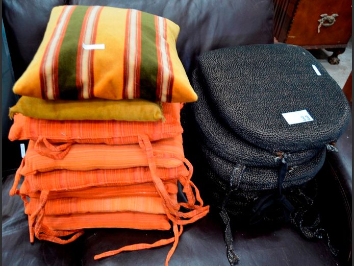 ASSORTED SCATTER CUSHIONS & CHAIR CUSHIONS