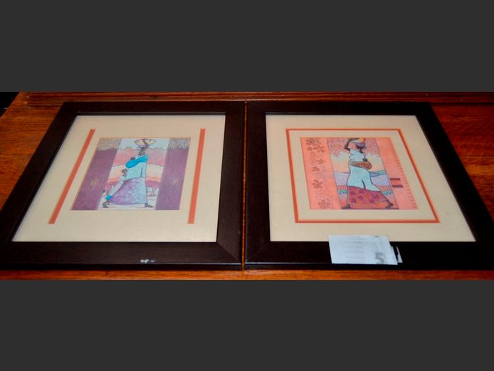 PAIR DARKWOOD FRAMED PRINTS "AFRICAN LADIES", 13.5 x 13.5cm