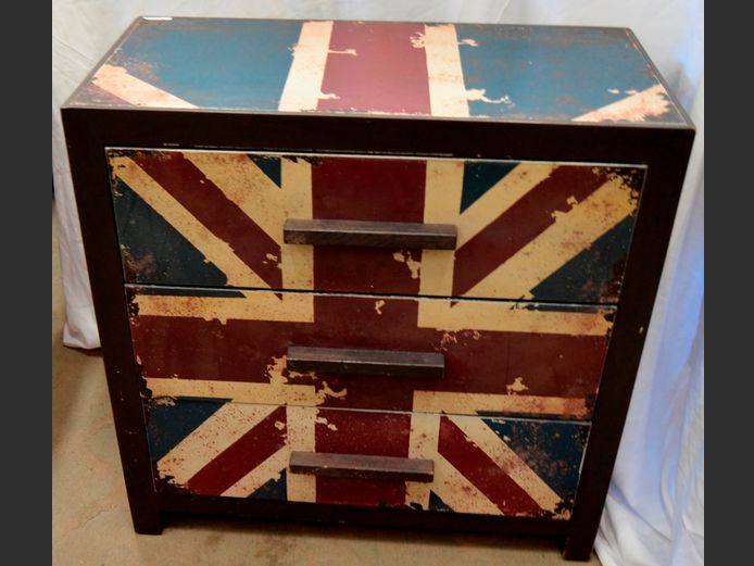 UNION JACK DECORATED 3-DRAWER CHEST OF DRAWERS, 80 x 40 x 81cm [Needs some TLC]