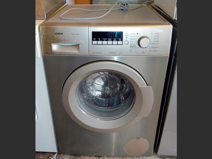BOSCH SERIE 4 STAINLESS STEEL FRONT 7kg FRONT LOADING WASHING MACHINE [Switches on, untested further, error code]
