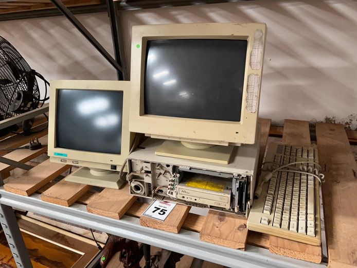 Vintage computer