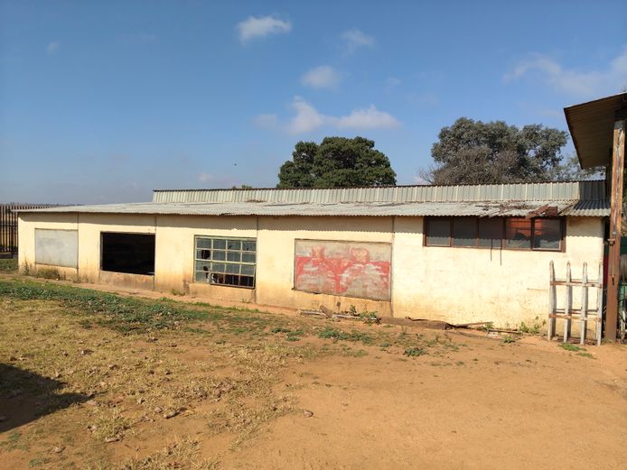 WORKSHOP & STOREROOM