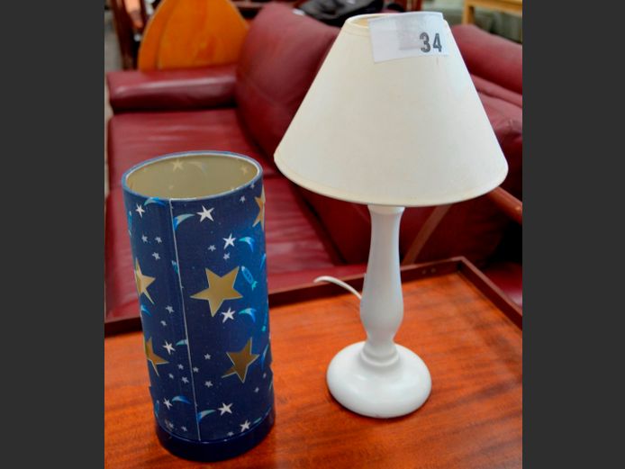LOT OF 2: BEDSIDE LAMPS, 29cm & 49cm High