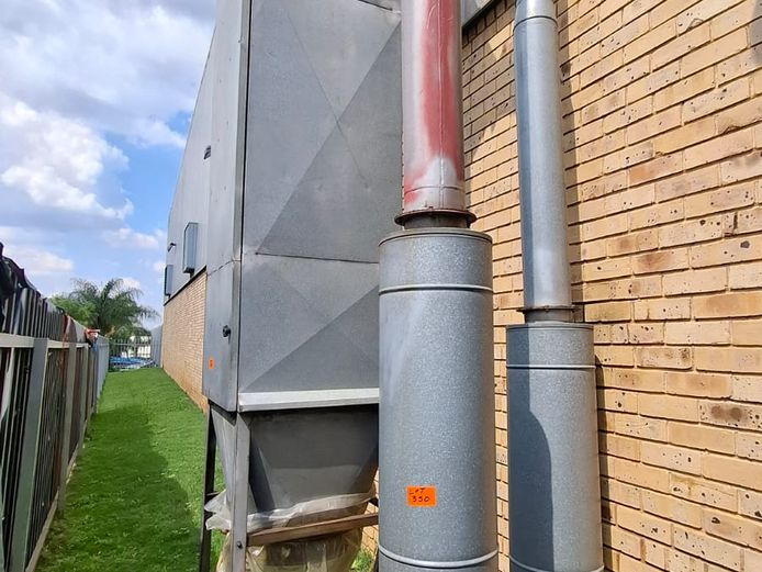 dust extractor (Used with Blocksaw inside)