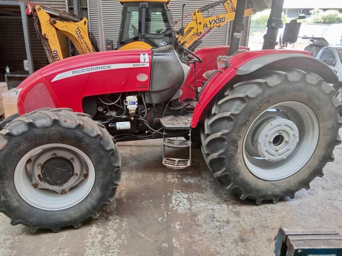 MCCORMICK B MAX FACELIFT