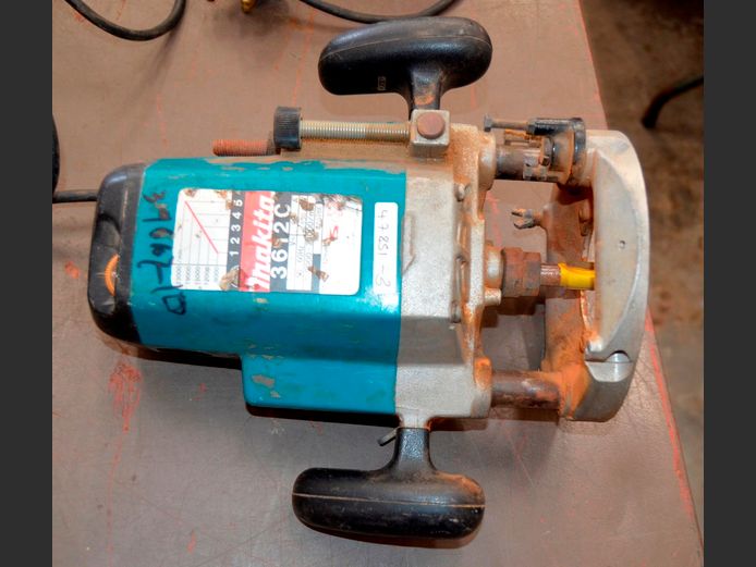 MAKITA HEAVY DUTY ROUTER [Working]
