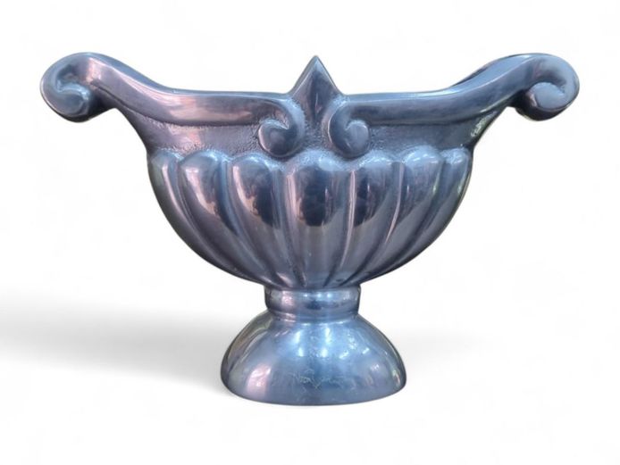 Aluminium Ornamental Pedestal Vessel