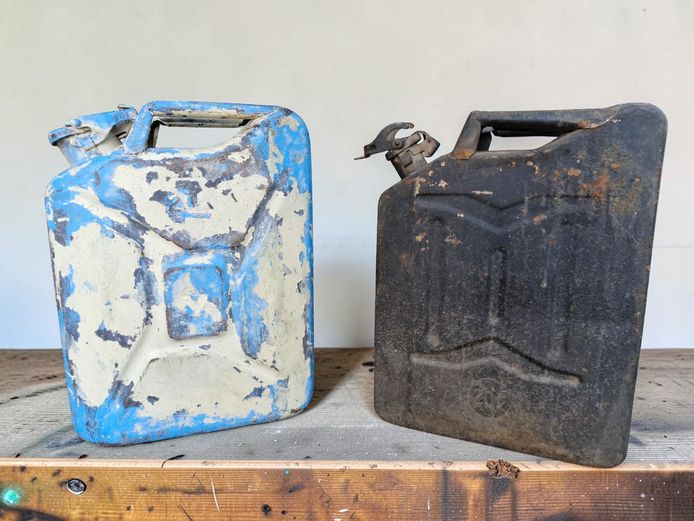 Vintage 20-Liter Krost Jerry Cans