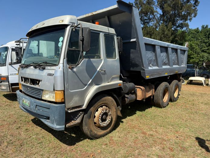 10CUBE FAW 26.240 FD TIPPER TRUCK