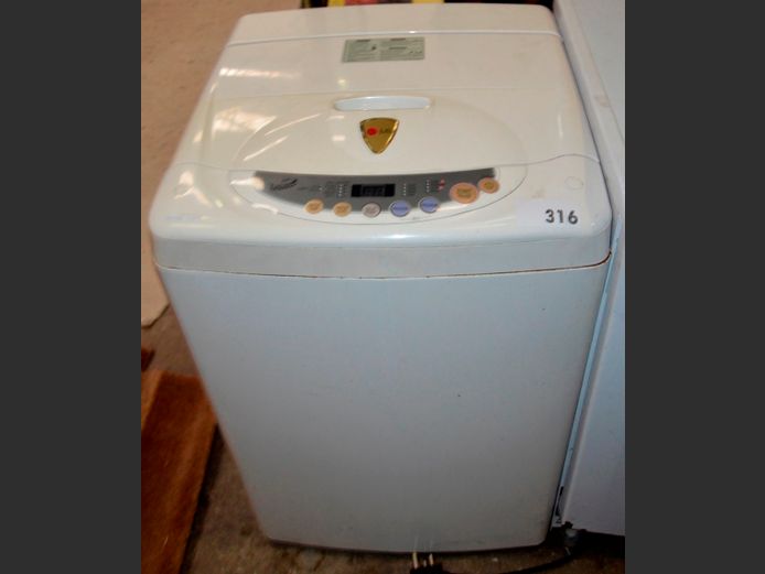 LG TURBO DRUM TOP LOADING WASHING MACHINE [Faulty]