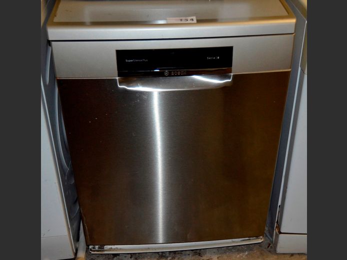 BOSCH SUPER SILENCE PLUS SERIE 8 STAINLESS STEEL FRONT DISHWASHER [Switches on, untested further]
