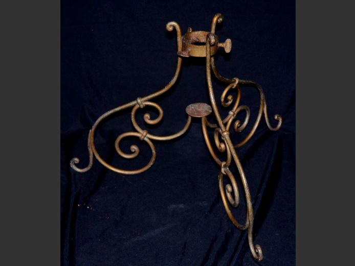 VINTAGE WROUGHT IRON CHRISTMAS TREE STAND, 45cm High