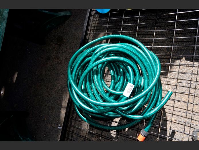 GREEN HOSEPIPE