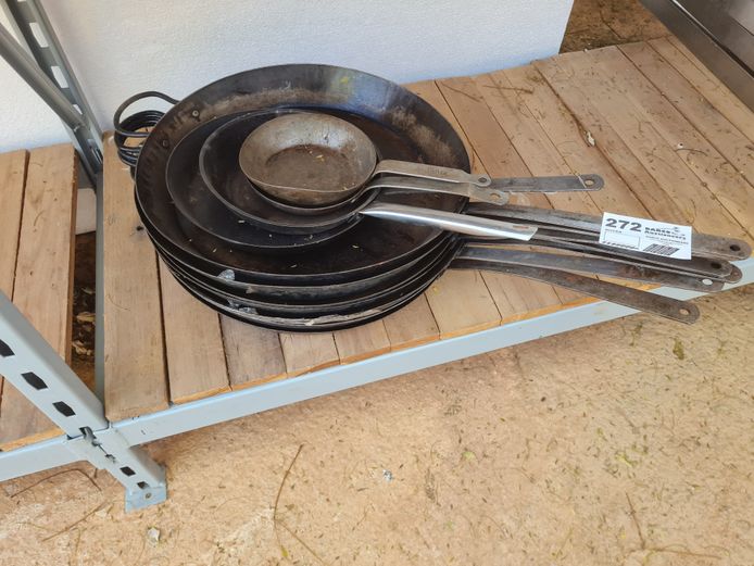LOT COOKING PANS