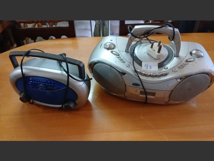 2x Radios - Working