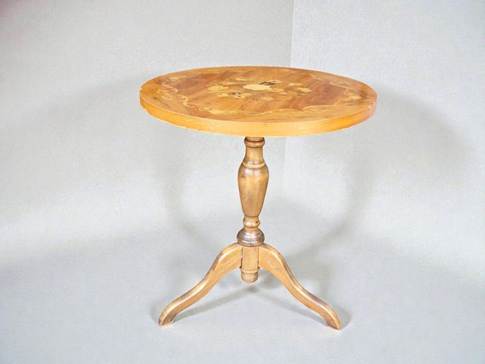 19th Century Italian Walnut Wine Table