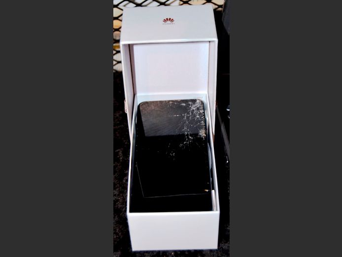 HUAWEI P3 LITE CELLPHONE [Damaged] [#: 414411578]