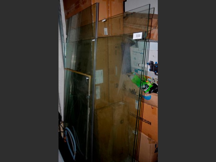 VARIOUS SHOWER PANELS