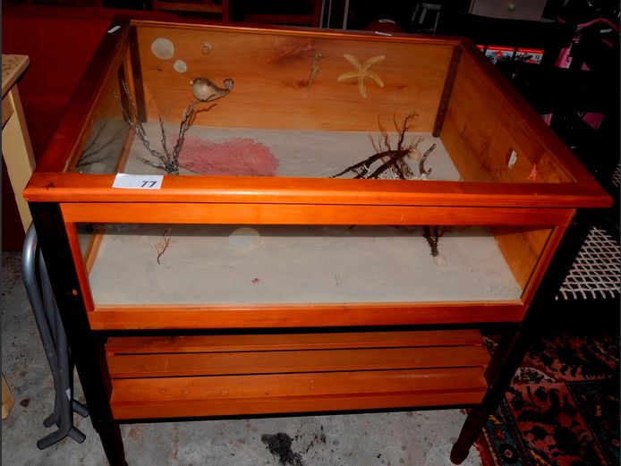 IMBUIA & YELLOWWOOD GLASS TOP DISPLAY TABLE, 95 x 77 x 92cm