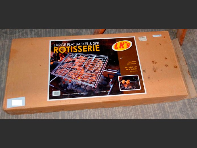LK'S ROTISSERIE ATTACHMENT IN BOX, 50 x 31cm