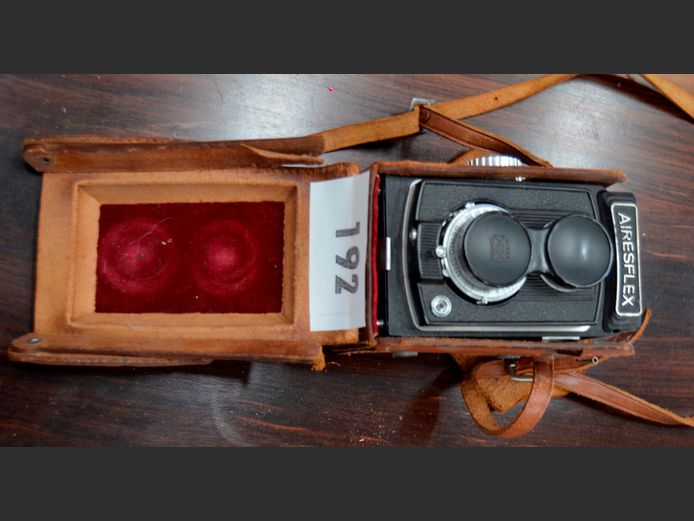 AIRESFLEX VINTAGE CAMERA [Condition unknown]